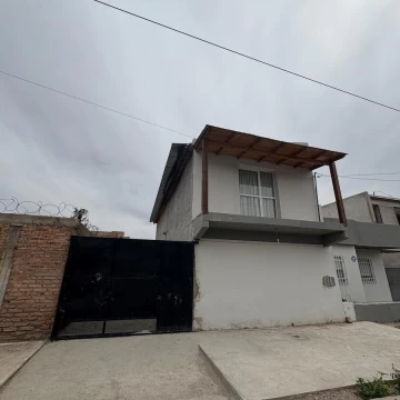 Casa en Centenario