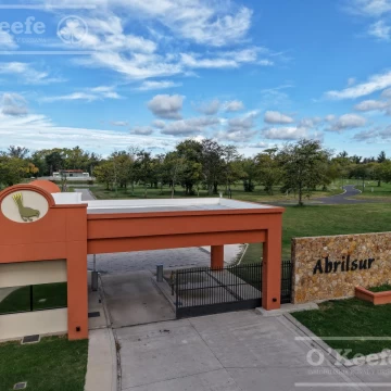 Lote en venta en Abrilsur!! Consultar financiación!