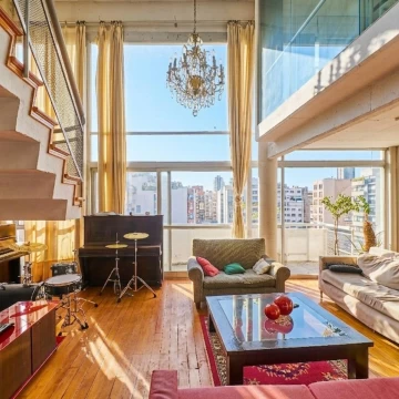 Venta Departamento Triplex 5 ambientes con cochera y pileta privada en Palermo