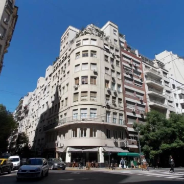 Excelente departamento en alquiler de 3 Dormitorios. 