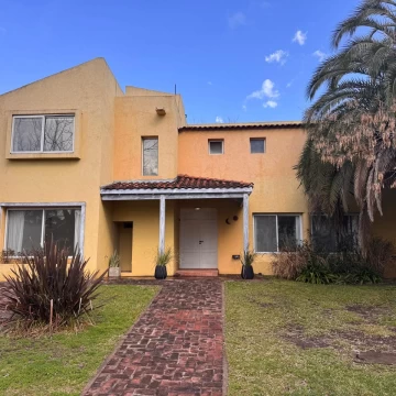 CASA EN VENTA Y ALQUILER en el Barrio  Barrio  San Isidro Labrador,  Villanueva Tigre