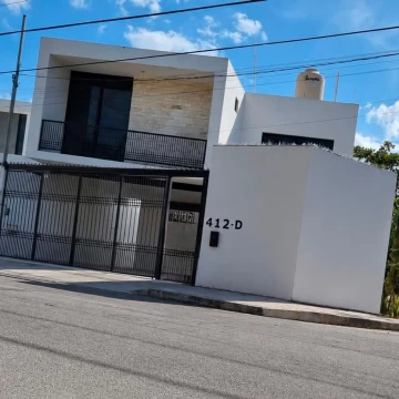 Casa con alberca en Mérida