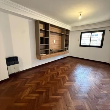 Departamento de 2 dorm c/ dep serv en Monteagudo 800 (Coletti)