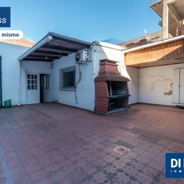 Barracas casa lote propio 5 amb patios