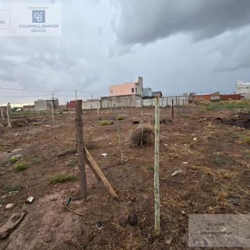 OPORTUNIDAD LOTE 300 METROS CENTENARIO