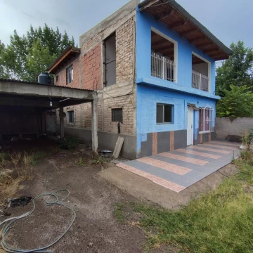 CASA EN BARRIO SAN LORENZO