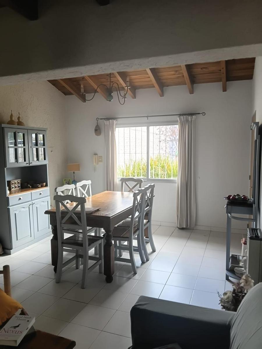 casa 1 ) living comedor