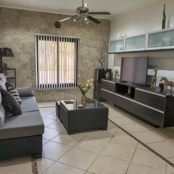 CASA CON GALPON EN CRUZ DE PIEDRA, MAIPU CON TOUR VIRTUAL