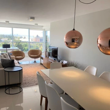 Venta, Departamento, 3 Ambientes, Dependencia, Balcón Terraza, Cochera, Playa Brava, Punta del Este