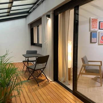Microcentro - Departamento 2 ambientes con patio - ALQUILER TEMPORARIO