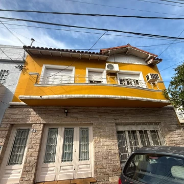 Casa 4 ambientes , alquiler , Ramos Mejía