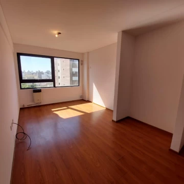 1785583040.jpg