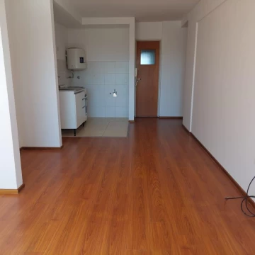 1785583040.jpg