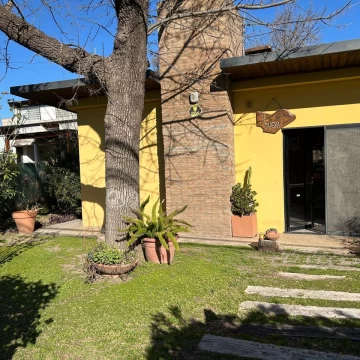 Casa en Country Club Logaritmo, Ibarlucea