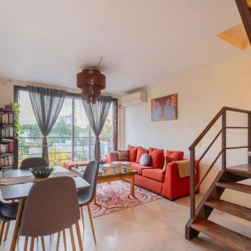 Triplex 4 ambientes con amenities en Nuñez