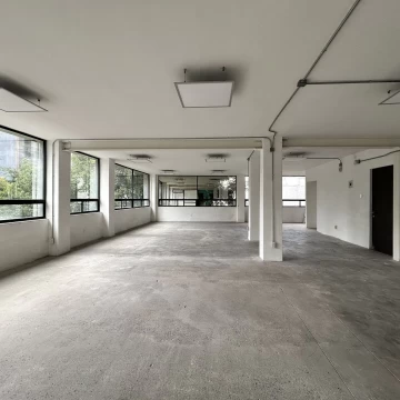 Oficina 135 m2 en renta- Del Valle Norte 