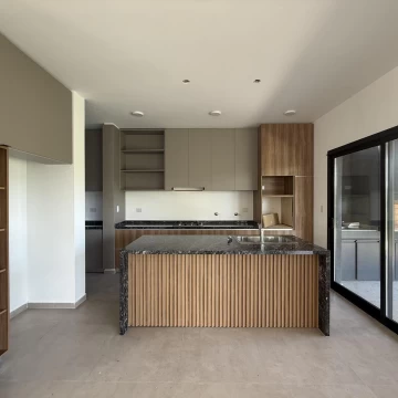 Casa en Venta en Cañitas Barrio Privado de 3 Dormitorios a Estrenar