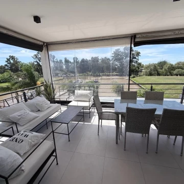 Departamento en venta. Barrio Náutico Canal.Terrazas al río. 