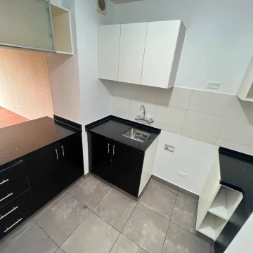 DEPARTAMENTO REMODELADO EN VENTA - CHORRILLOS