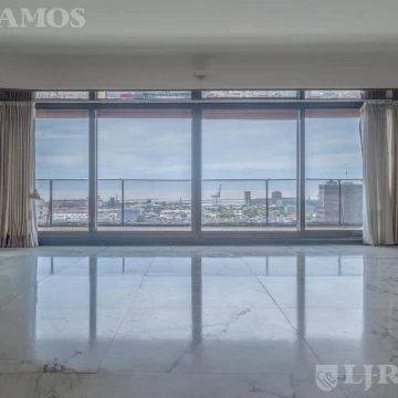 Av. Alvear y Parera. Torres Mario Roberto Álvarez. Piso alto.