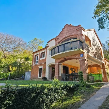 ⚫EN VENTA⚫ CASA DE CATEGORIA EN BARRIO LOS PERALES