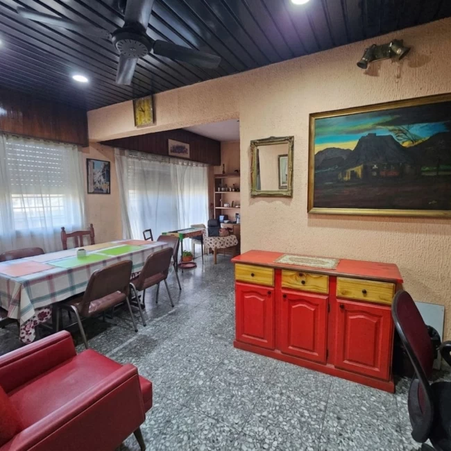 Venta Ph 3 ambientes primer piso con balcon y terraza propia