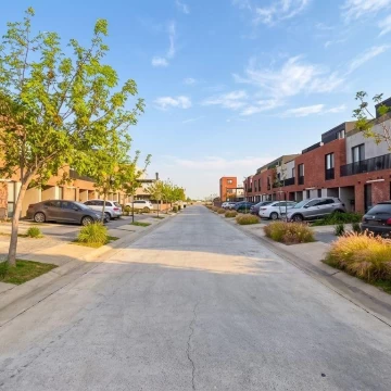CASA EN VENTA EN SANTA ANA JOVEN