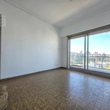 Departamento en Venta en Villa Ballester - Dos Ambientes - Zona Centro