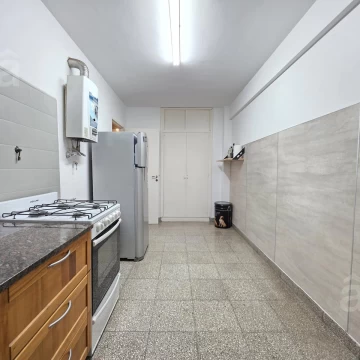 Departamento en Villa Ballester - Venta - Dos Ambientes - Zona Residencial.