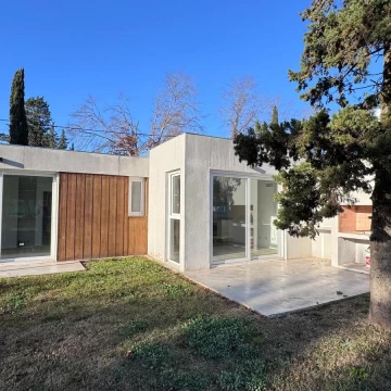 Casa en lote interno Barrio San Jeronimo - Matheu