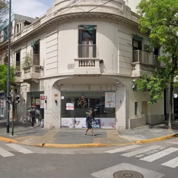 Local en Esquina sobre Av. Gaona | 180 m²