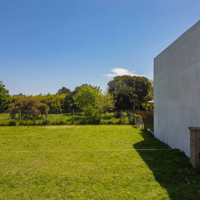 OPORTUNIDAD ÚNICA  LOTE EN VENTA EN BARRIO CERRADO FEDERICO PRIMERO - SOURIGUES, BERAZATEGUI