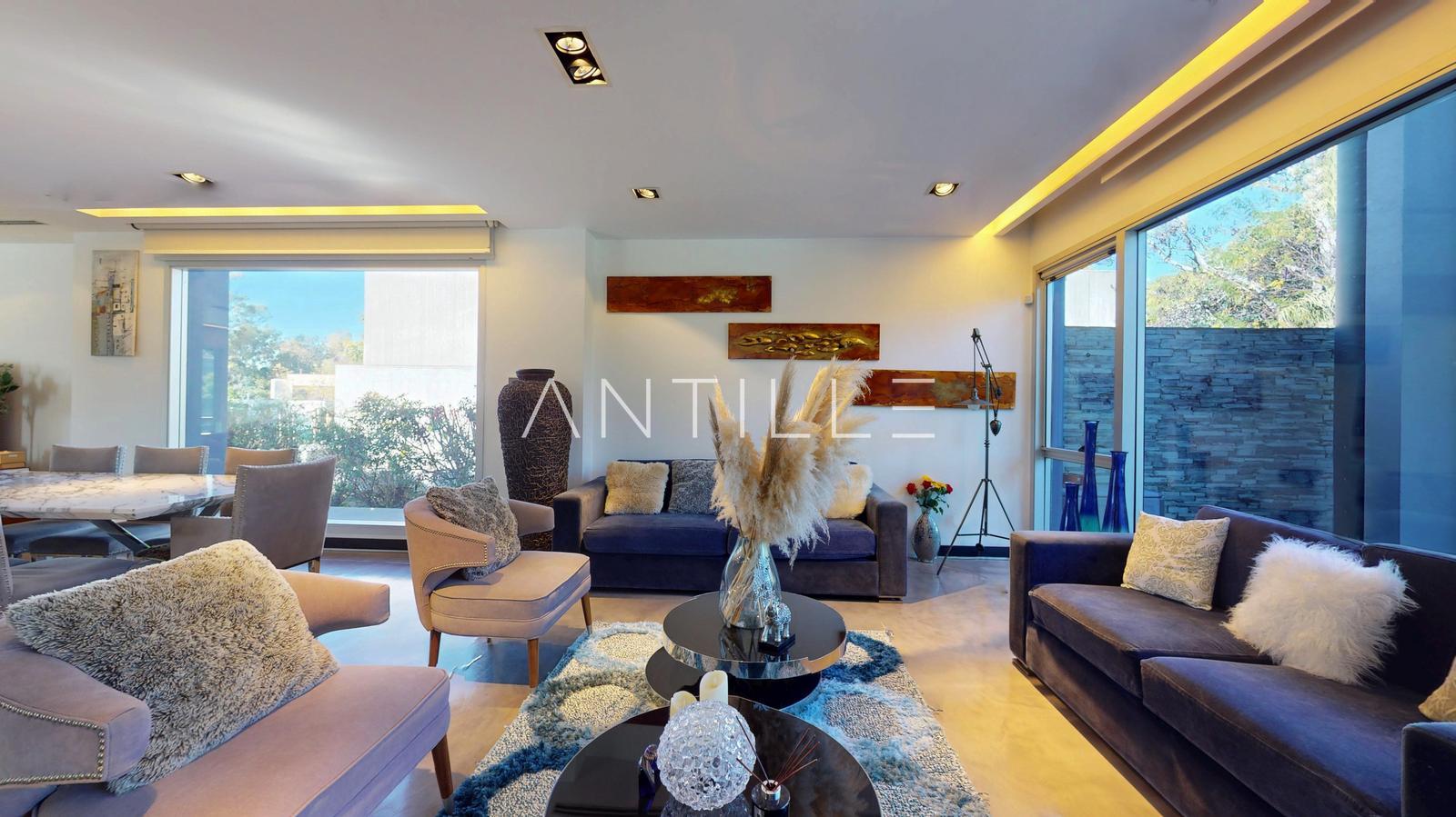 LIVING 3 CASA EN ABRIL CLUB DE CAMPO, HUDSON