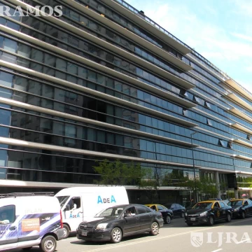 Alquiler de oficina de 275 m2 en Puerto Madero