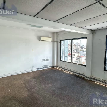 1785874993.jpg