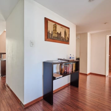 Venta Piso Alto al Frente sobre Av. Callao – Uso Profesional o Vivienda
