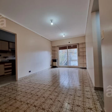 Departamento en Venta en Villa Ballester - 3 Ambientes amplios - Excelente ubicación.