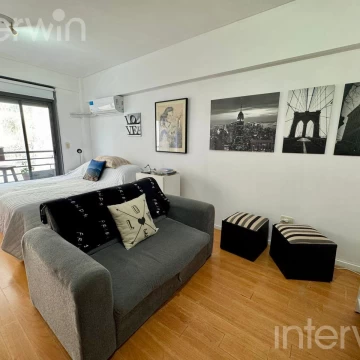 Departamento en Venta - Monoambiente con Balcón - Baulera - Luminoso - Recoleta