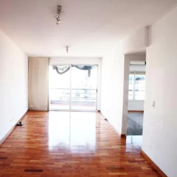 2 ambientes | Alquiler Belgrano | Piso alto con cochera