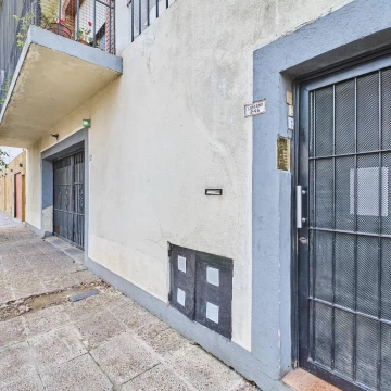 Venta Departamento 3 Ambientes en Complejo con Cochera Fija Cubierta