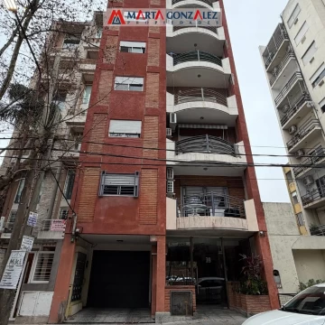 RAMOS MEJIA NORTE DOS AMBIENTES APTO PROFESIONAL