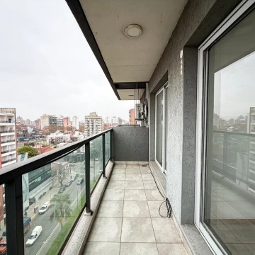 Departamento en venta sobre Av. Francia