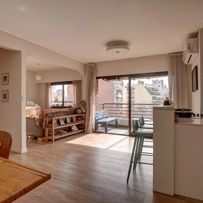 CABALLITO VENTA DEPARTAMENTO 4 AMBIENTES  BALCON FRENTE COCHERA FIJA CUBIERTA