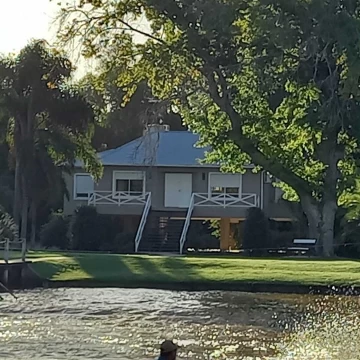 Casa Venta en Rio - Arroyo Sarmiento Yakamoz