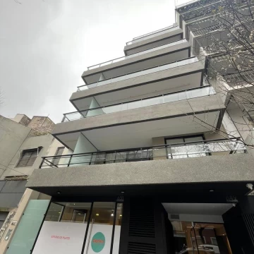 Venta Departamento de 3 ambientes a estrenar con terraza propia !