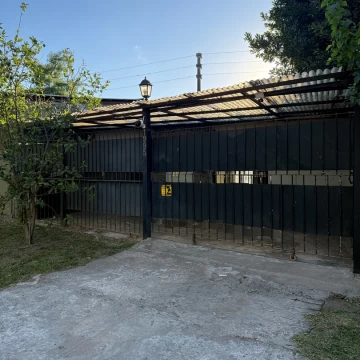 Casa Venta en Ruta 26 y Bariloche 100