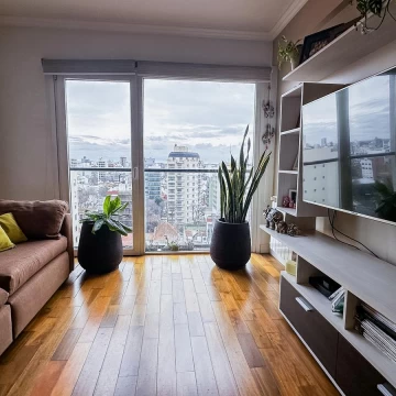 Venta departamento 3 ambientes con cochera zona Plaza Mitre