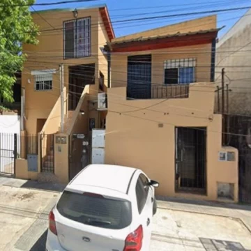 Alquiler Departamento en El Talar, Tigre, al frente con patio, a 1 cuadra de Ruta 197