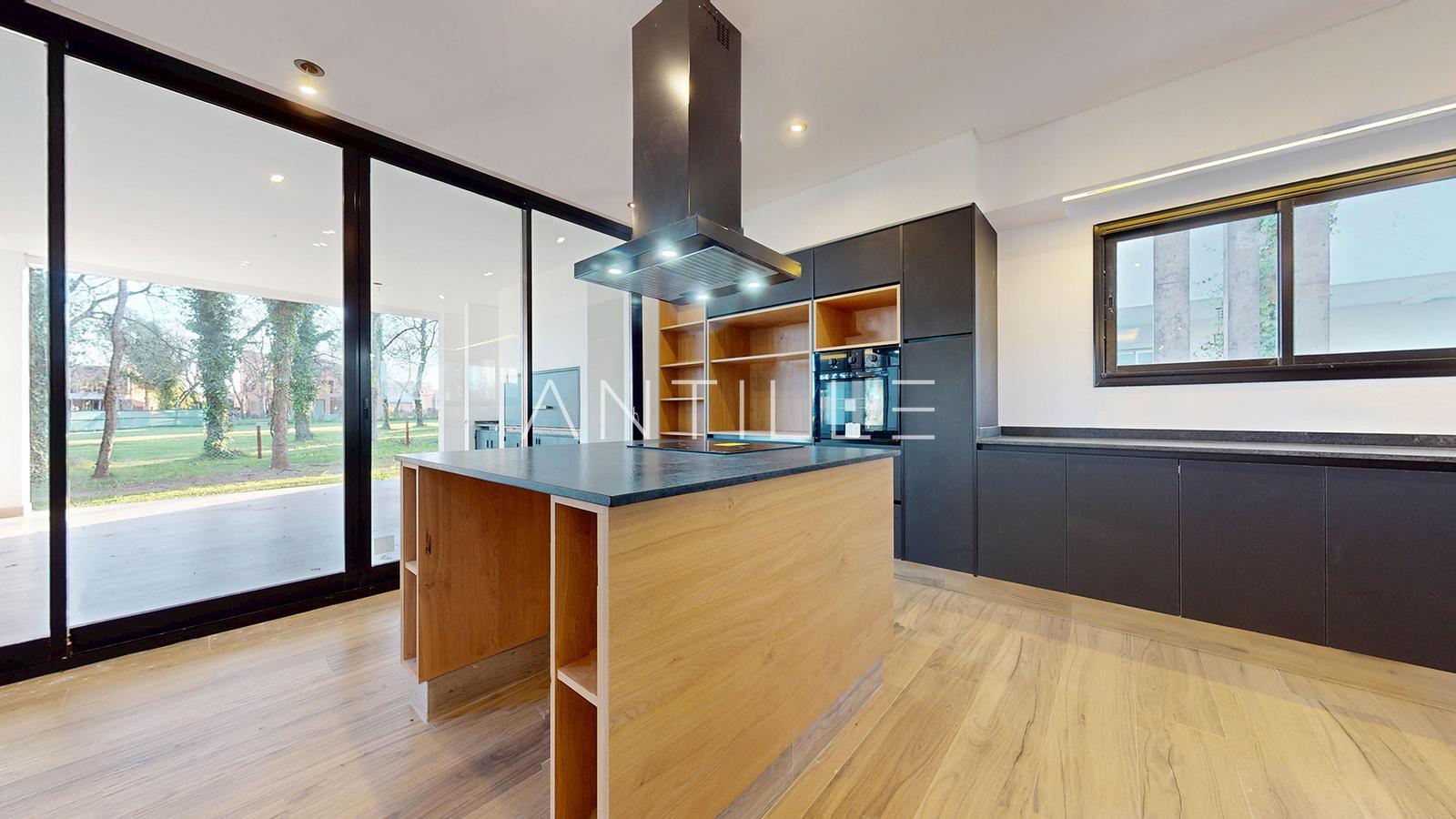 COCINA 2 CASA EN GREENVILLE POLO 
