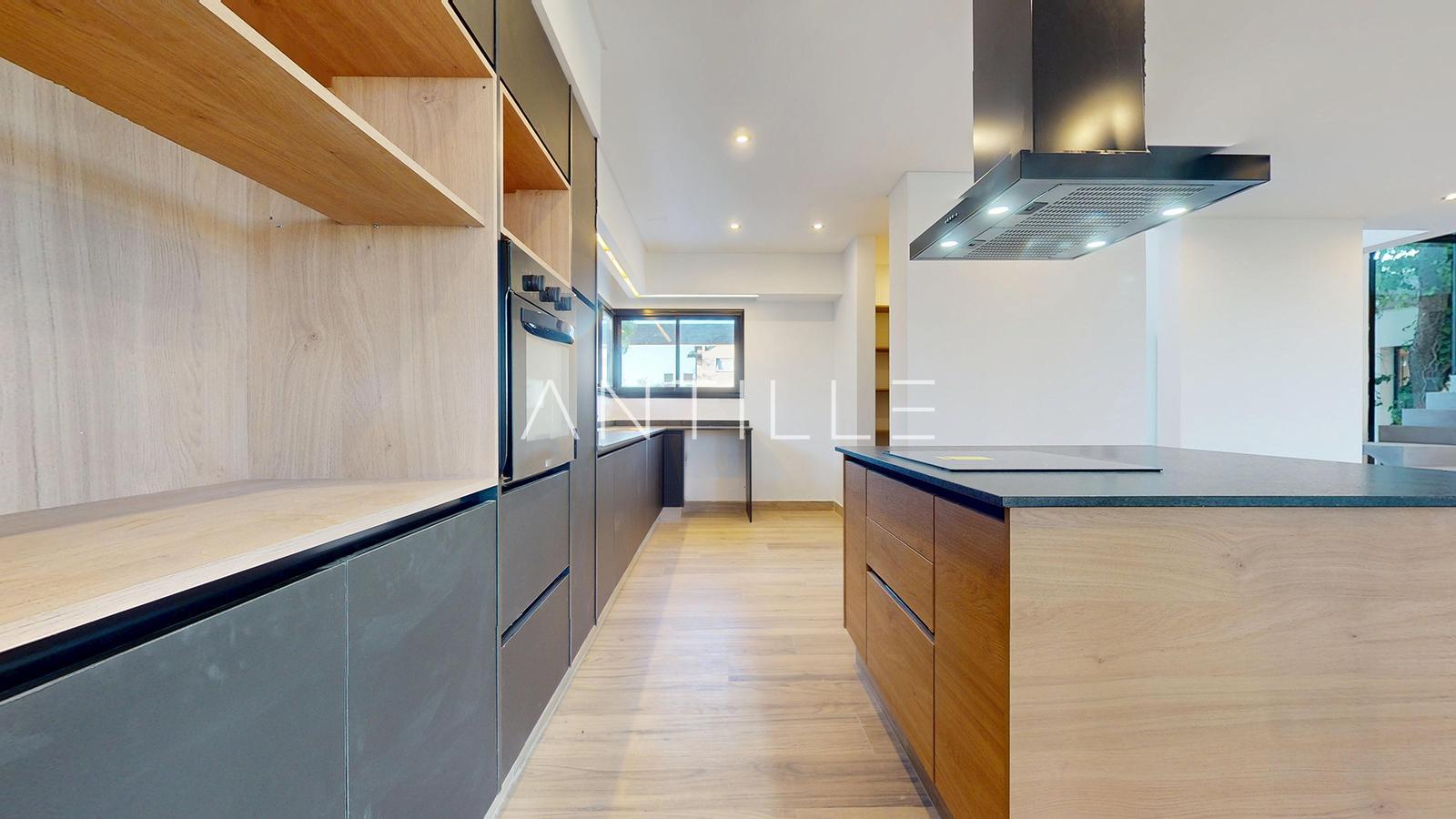 COCINA 5 CASA EN GREENVILLE POLO 